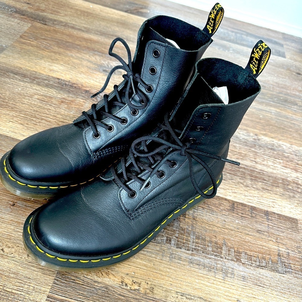 Dr Martens 1460 Pascal Leather Combat Boots Womens: 11
